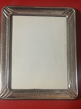 Silver Textured Picture Frame - Classic Home Accent